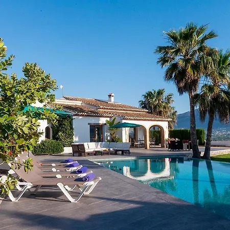Villa Orlando By Aguilarent